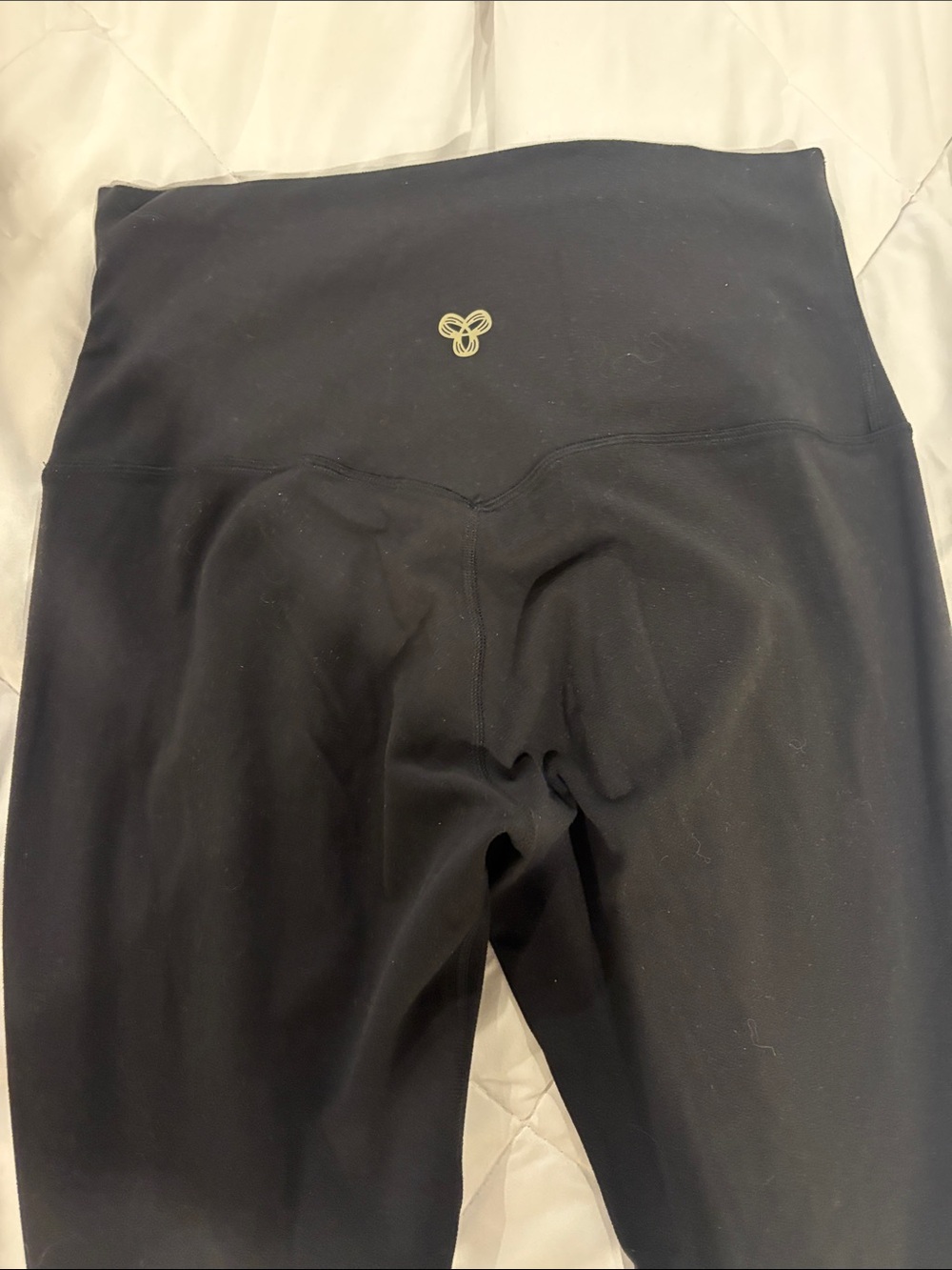 Aritzia High-Waist Active Leggings